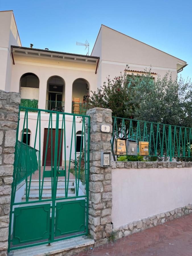 Bed And Coffee Rooms Portoferraio Luaran gambar