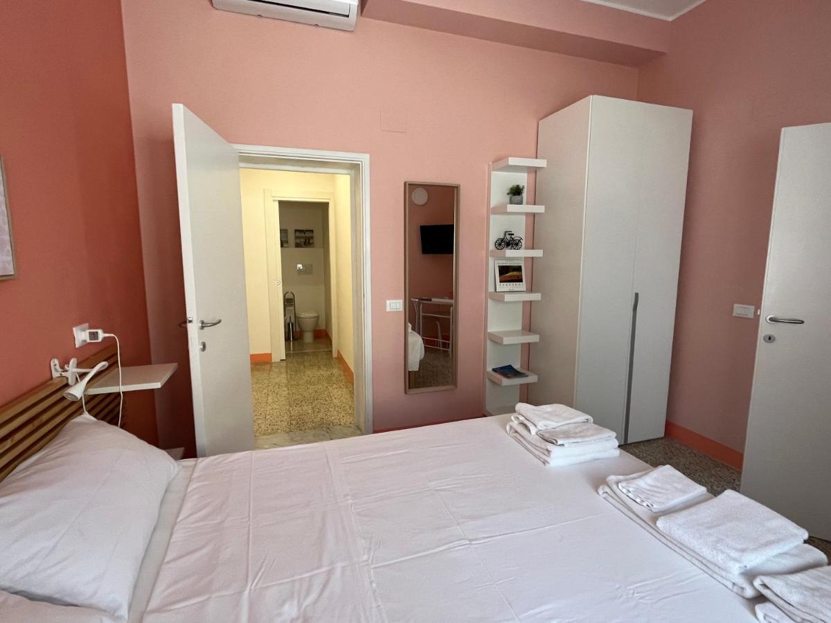 Bed And Coffee Rooms Portoferraio Luaran gambar